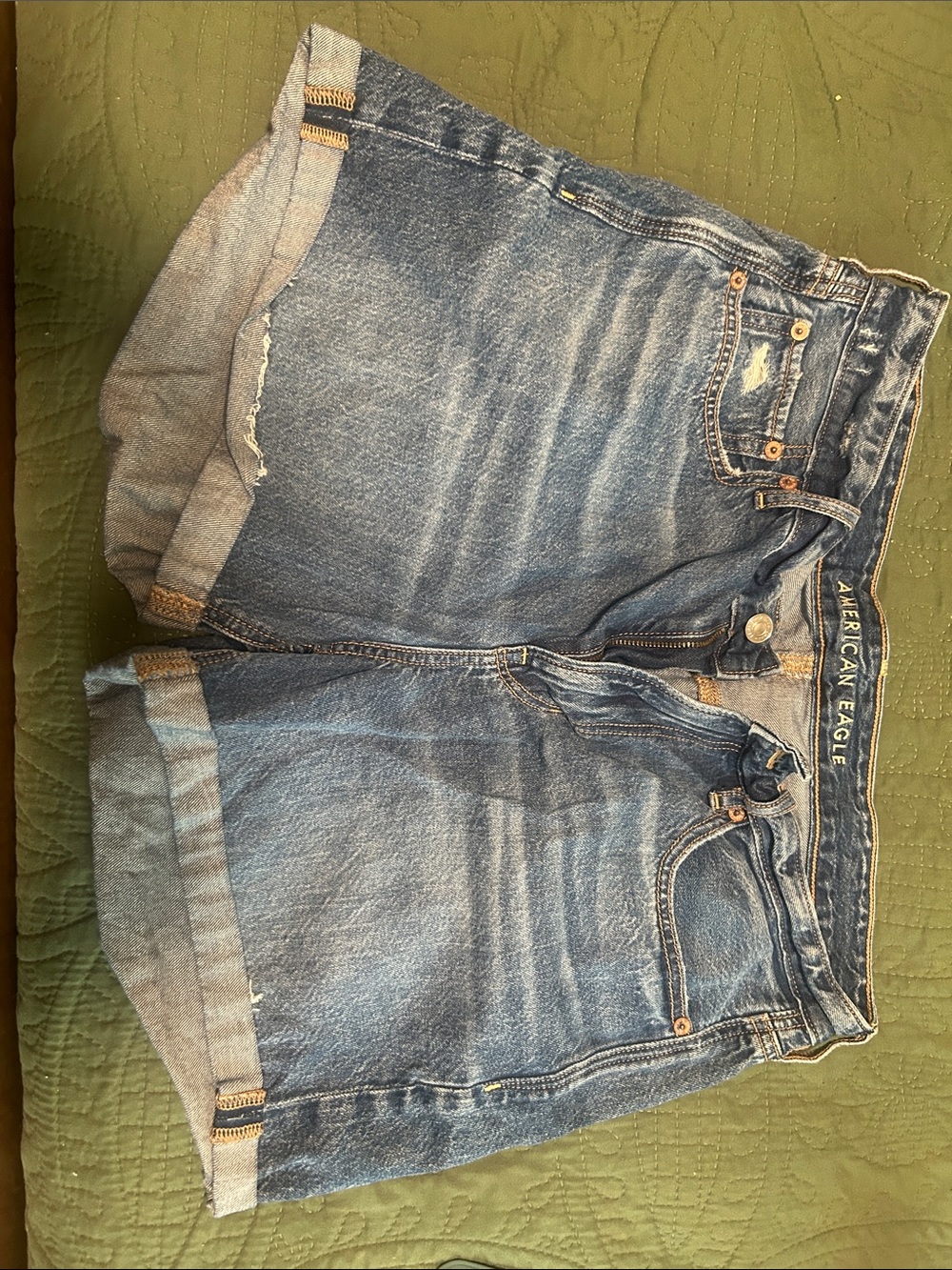 American Eagle Outfitters Blue Denim Cuffed Women’s Shorts